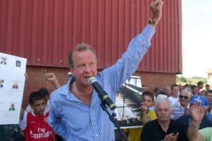 ed vulliamy addresses muslim and croat survivors of wartime serb run detention camps at a rally in omarska